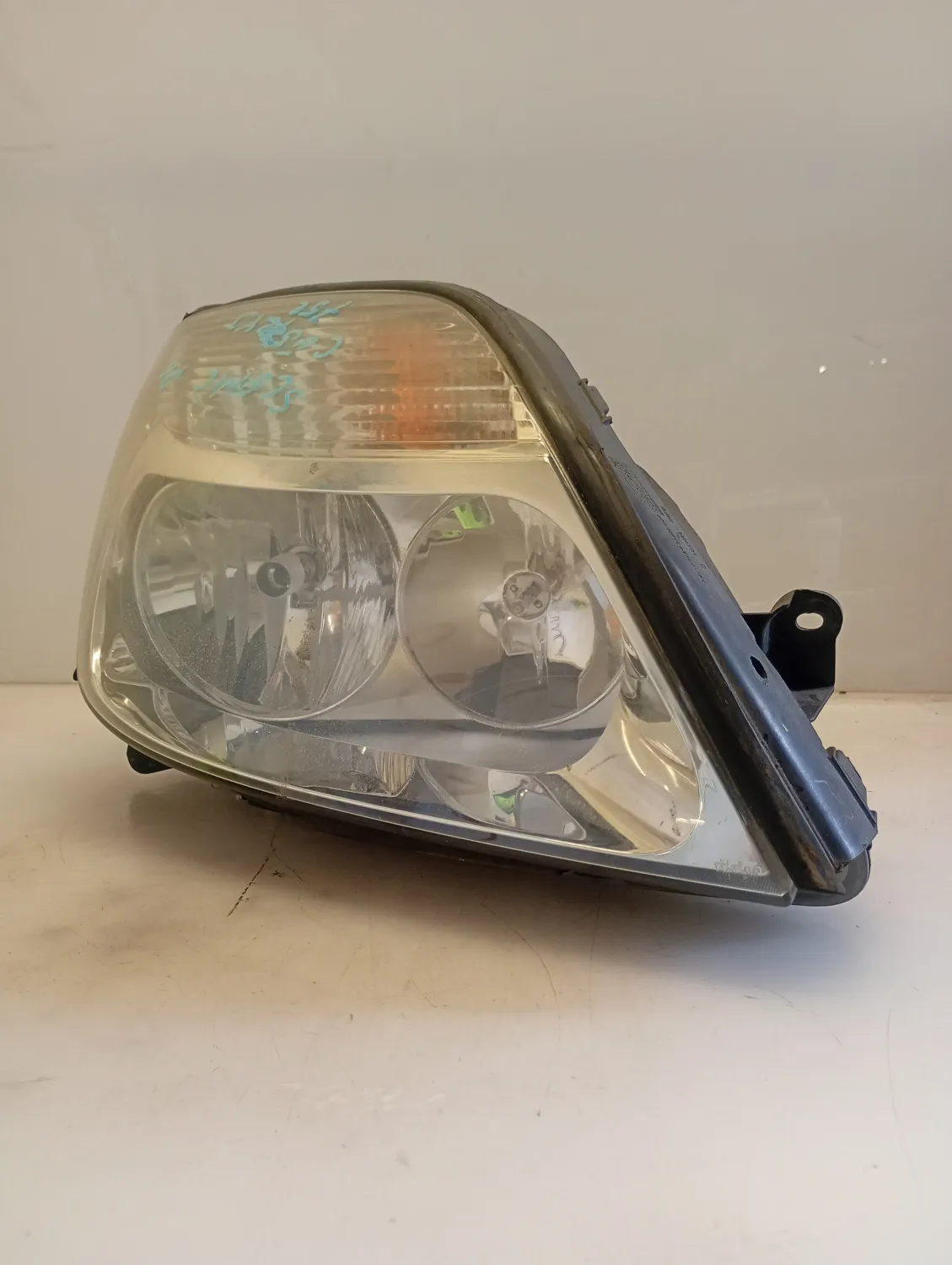 Faro ant. destro Renault Scenic (1999 – 2003) 1.4 70 KW benzina 7701047600 K4J C7