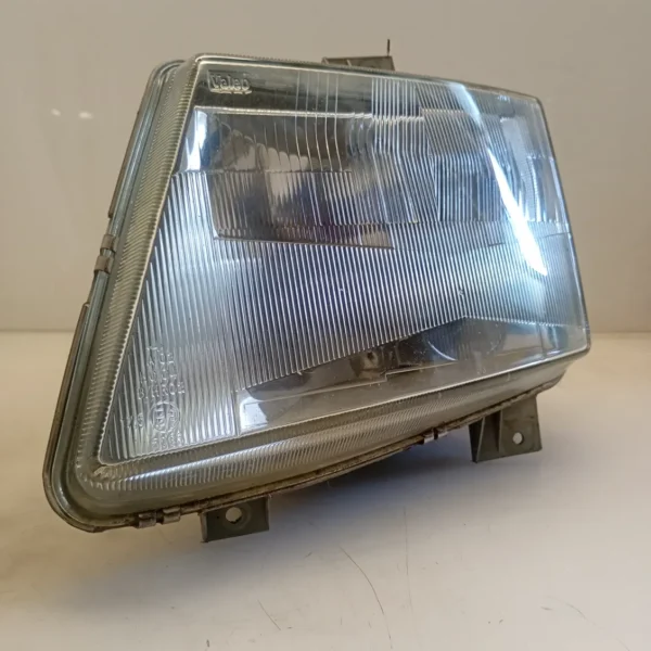 Faro ant. sinistro Mercedes benz Vito (1996 – 2003) 2.2 90 KW diesel A6388200061 611980