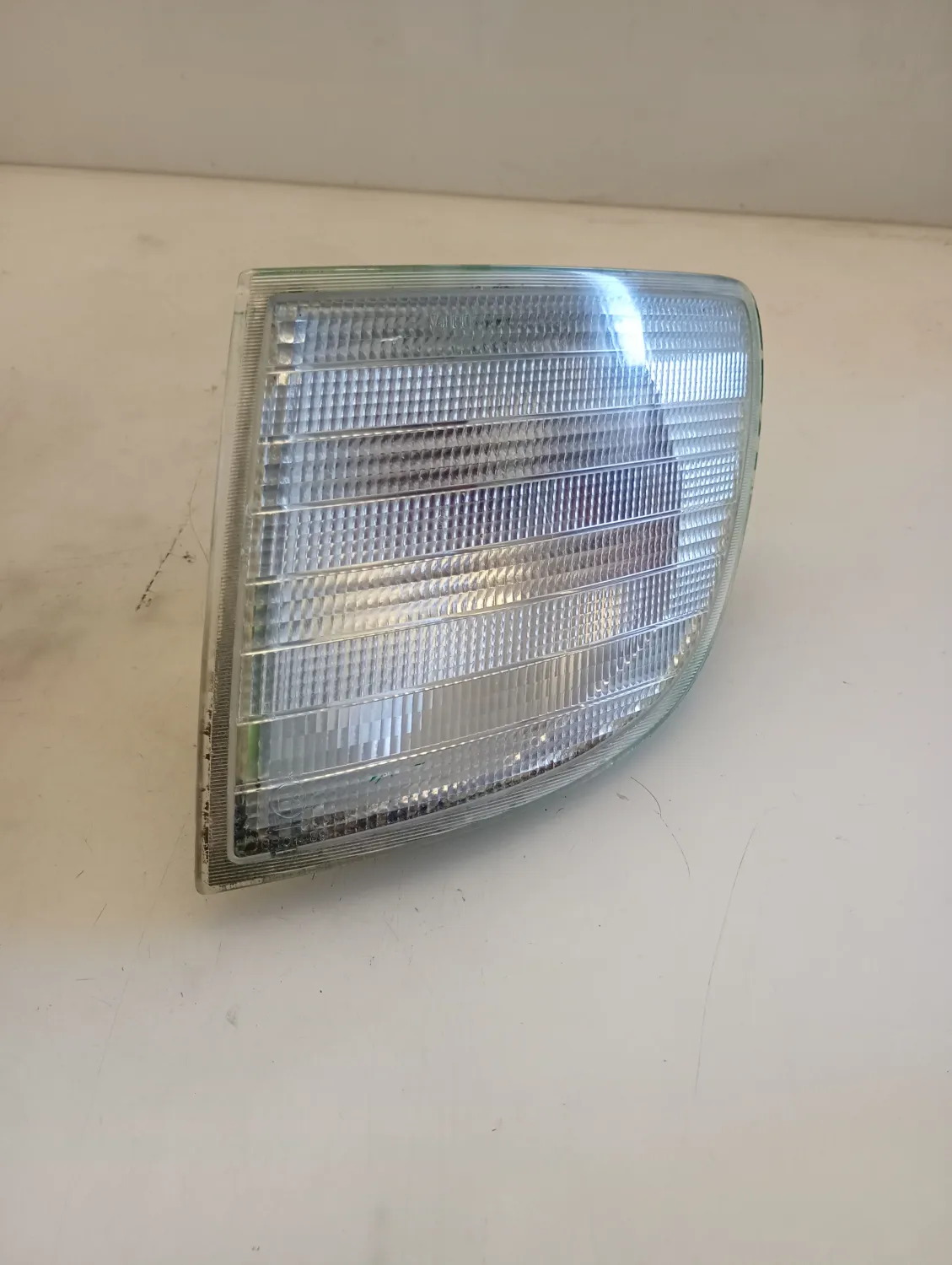 Freccia ant. sinistra Mercedes benz Vito (1996 – 2003) 2.2 90 KW diesel 611980