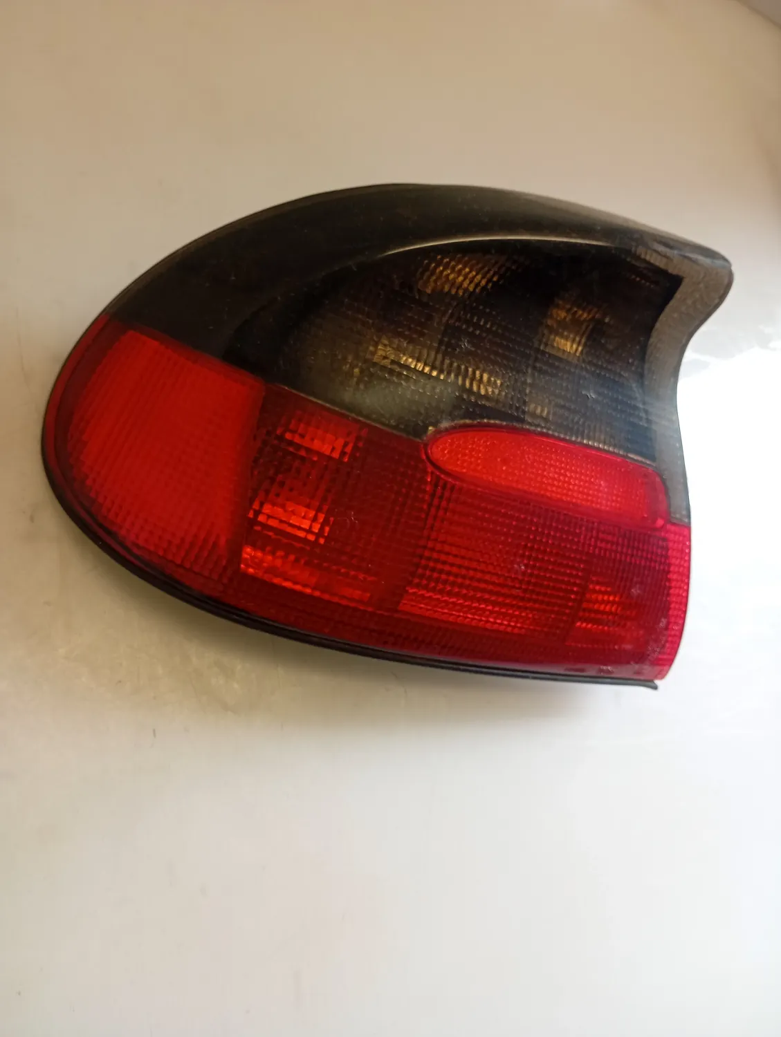 Faro posteriore sinistro Opel Tigra (1994 – 2000) 1.4 66 KW benzina 90510529 X14XE