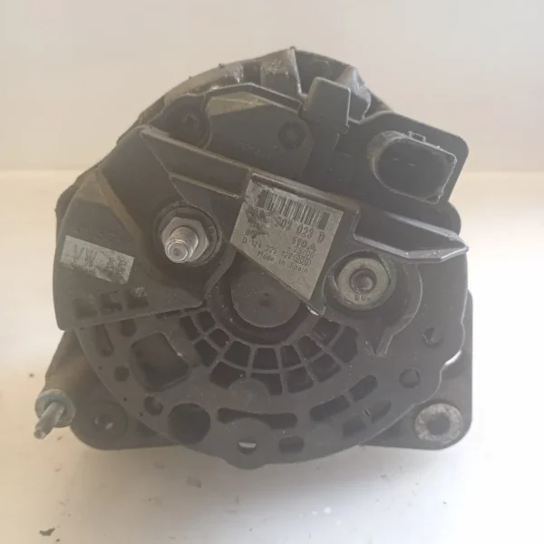 Alternatore Volkswagen Golf (2003 – 2009) 1.6 85 KW benzina 06F903023G BLF