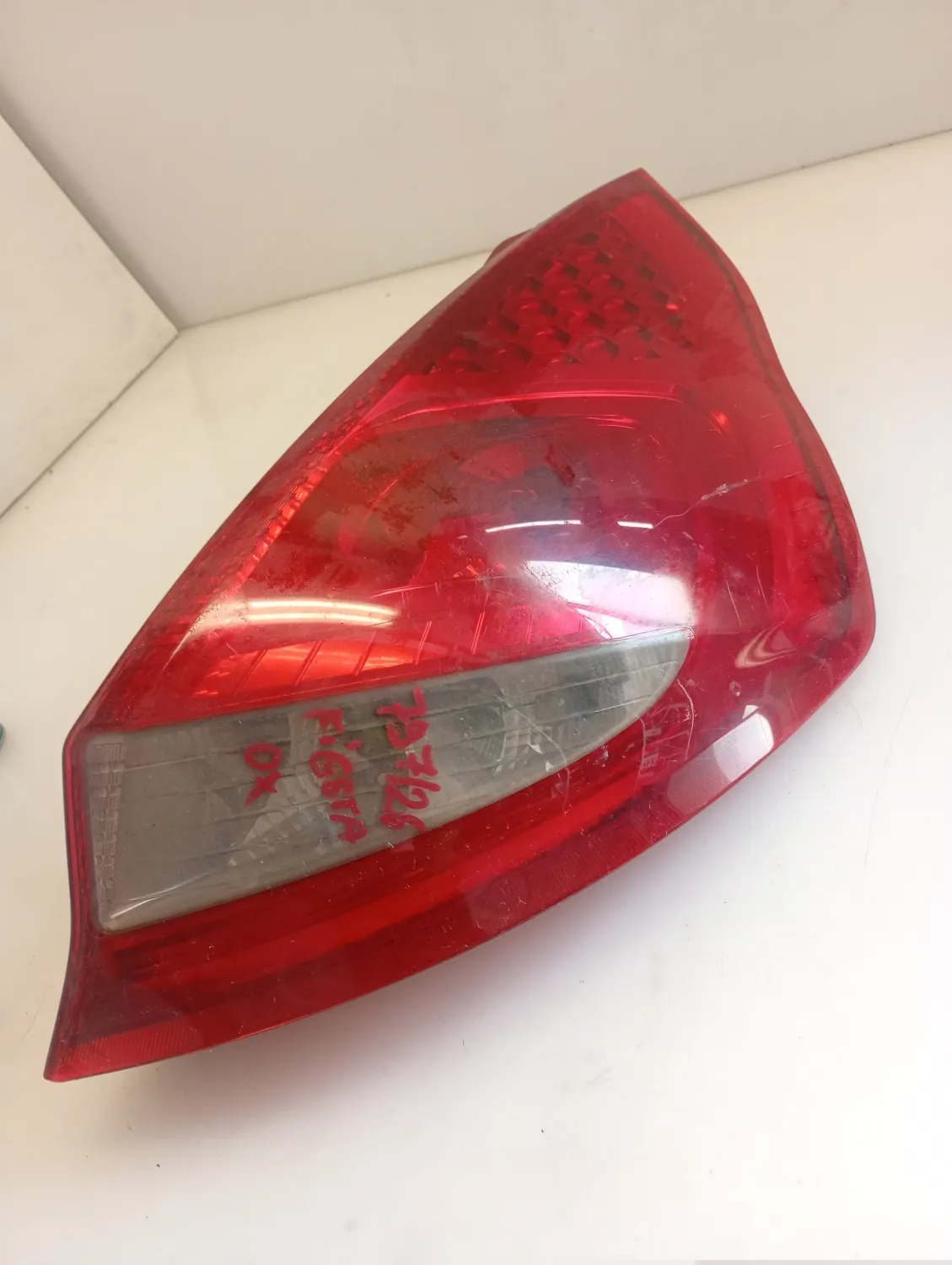 Faro posteriore destro Ford Fiesta (2008 – 2013) 1.4 50 KW diesel 1709552 F6JD