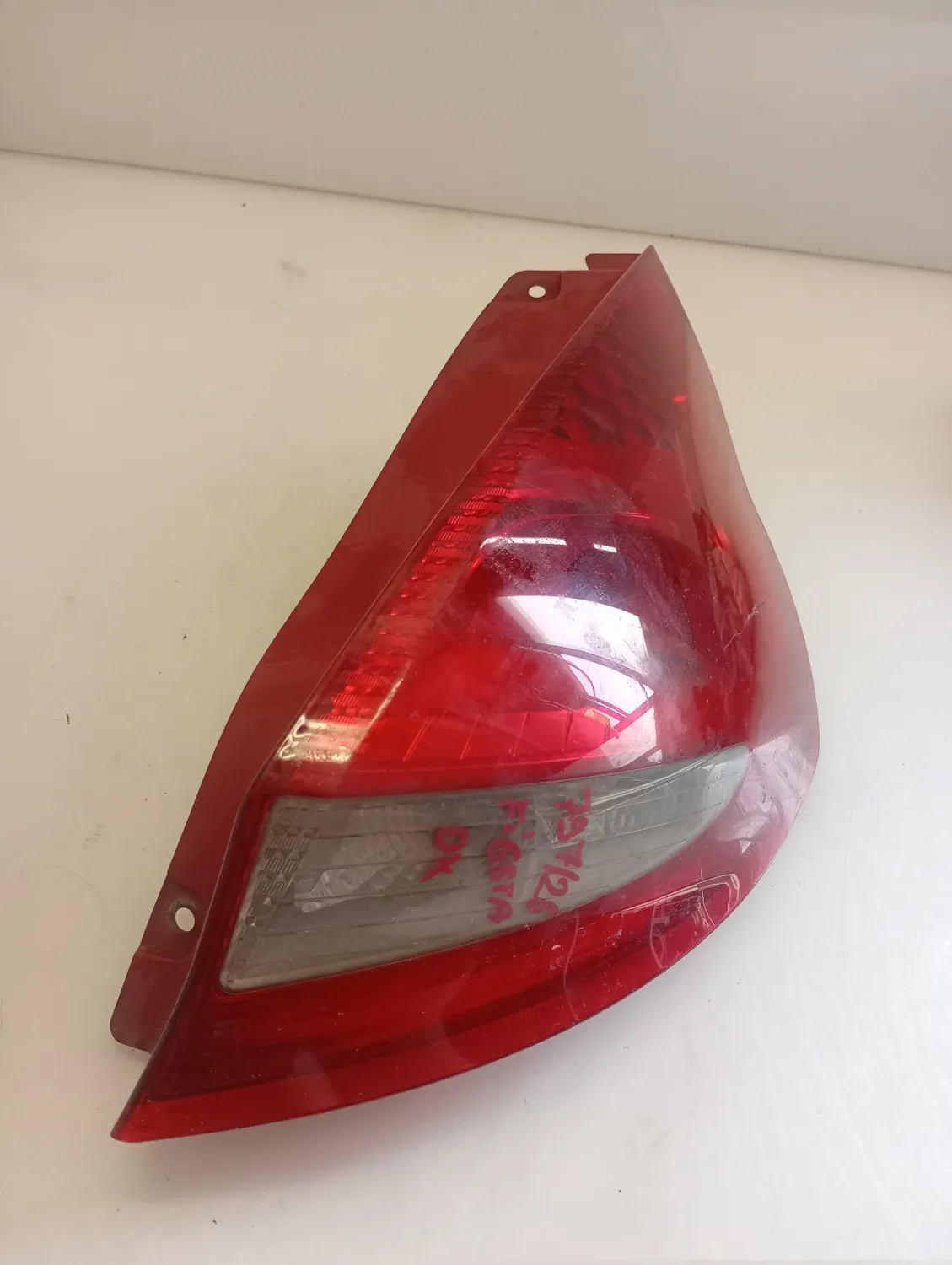 Faro posteriore destro Ford Fiesta (2008 – 2013) 1.4 50 KW diesel 1709552 F6JD