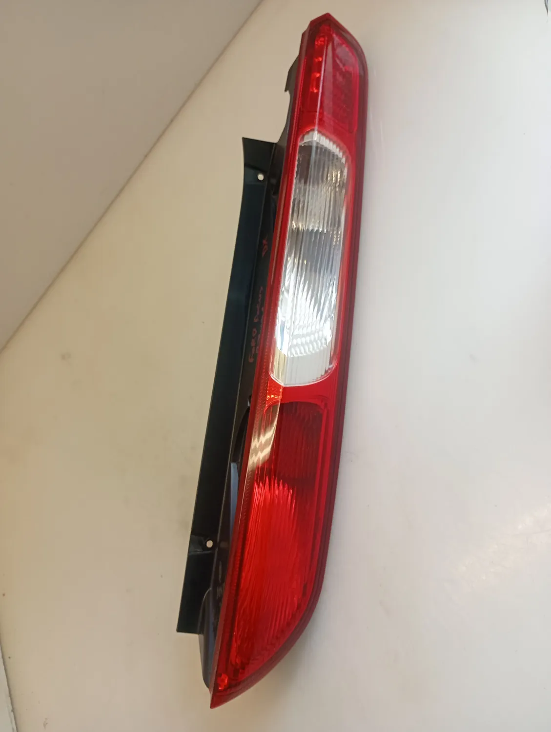 Faro posteriore destro Ford Focus (2004 – 2008) 1.6 66 KW diesel 1420450 HHDA
