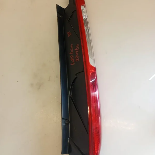 Faro posteriore destro Ford Focus (2004 – 2008) 1.6 66 KW diesel 1420450 HHDA