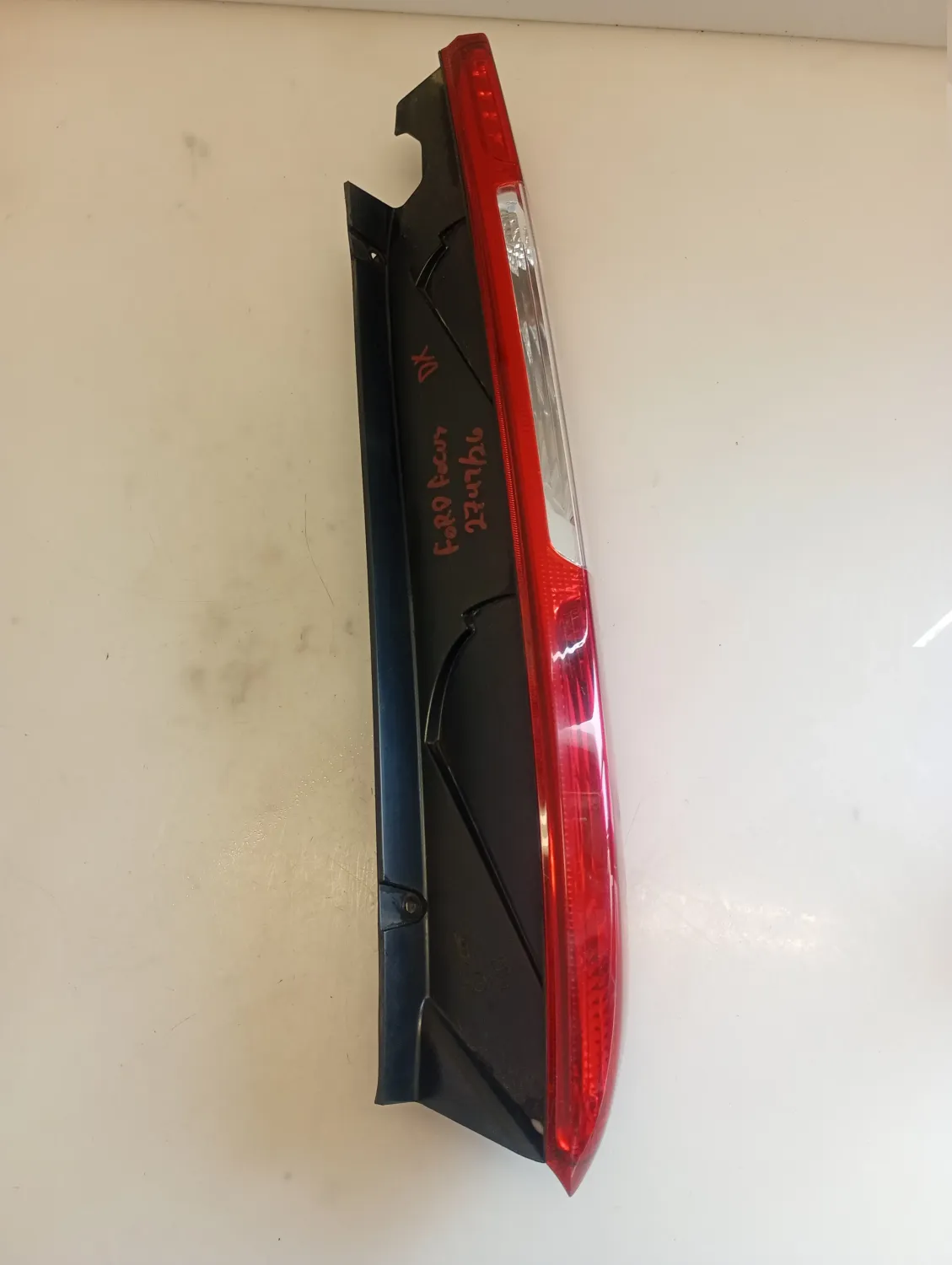 Faro posteriore destro Ford Focus (2004 – 2008) 1.6 66 KW diesel 1420450 HHDA