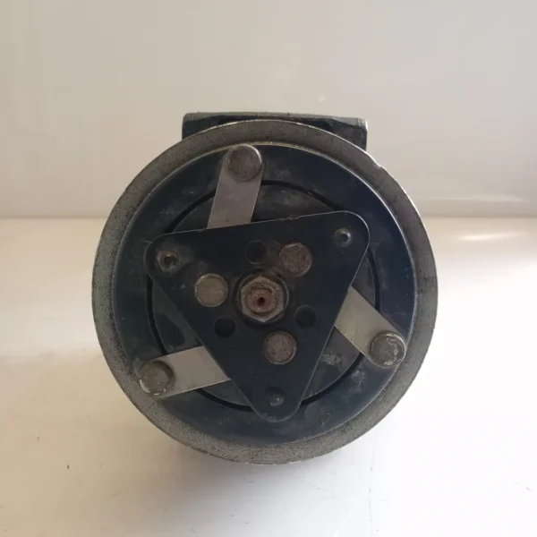 Compressore a/c Ford Fusion (2002 – oggi) 1.4 50 KW diesel 1500822 F6JB