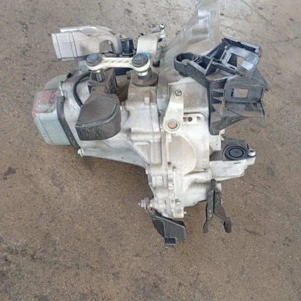 Cambio completo Citroen C3 3a Serie (2020 – 2024) 1.2 61 KW benzina 9820609080 HM05