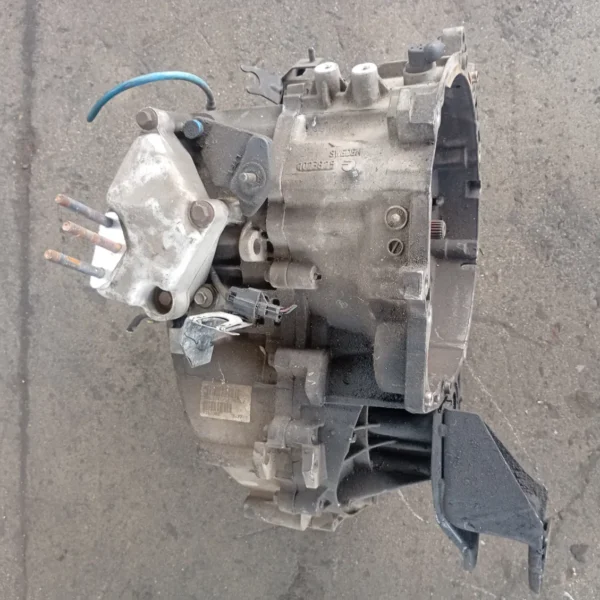 Cambio completo Volvo V40 (2000 – 2004) 1.9 85 KW diesel 8251448 D4192T3