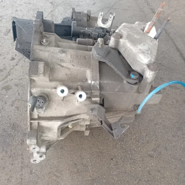 Cambio completo Volvo V40 (2000 – 2004) 1.9 85 KW diesel 8251448 D4192T3