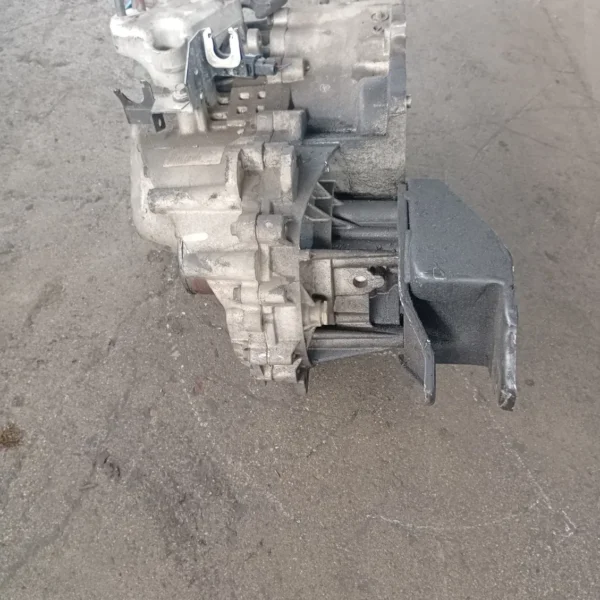 Cambio completo Volvo V40 (2000 – 2004) 1.9 85 KW diesel 8251448 D4192T3