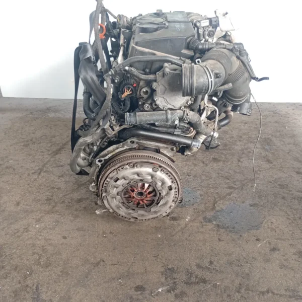 Motore semicompleto Volkswagen Golf (2003 – 2009) 1.9 77 KW diesel 03G100098HX BLS