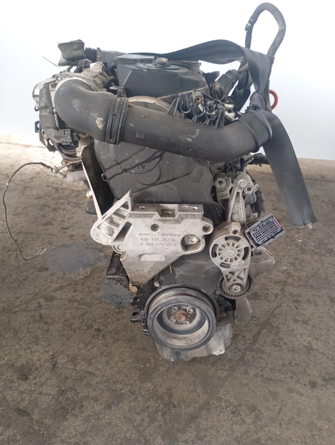 Motore semicompleto Volkswagen Golf (2003 – 2009) 1.9 77 KW diesel 03G100098HX BLS