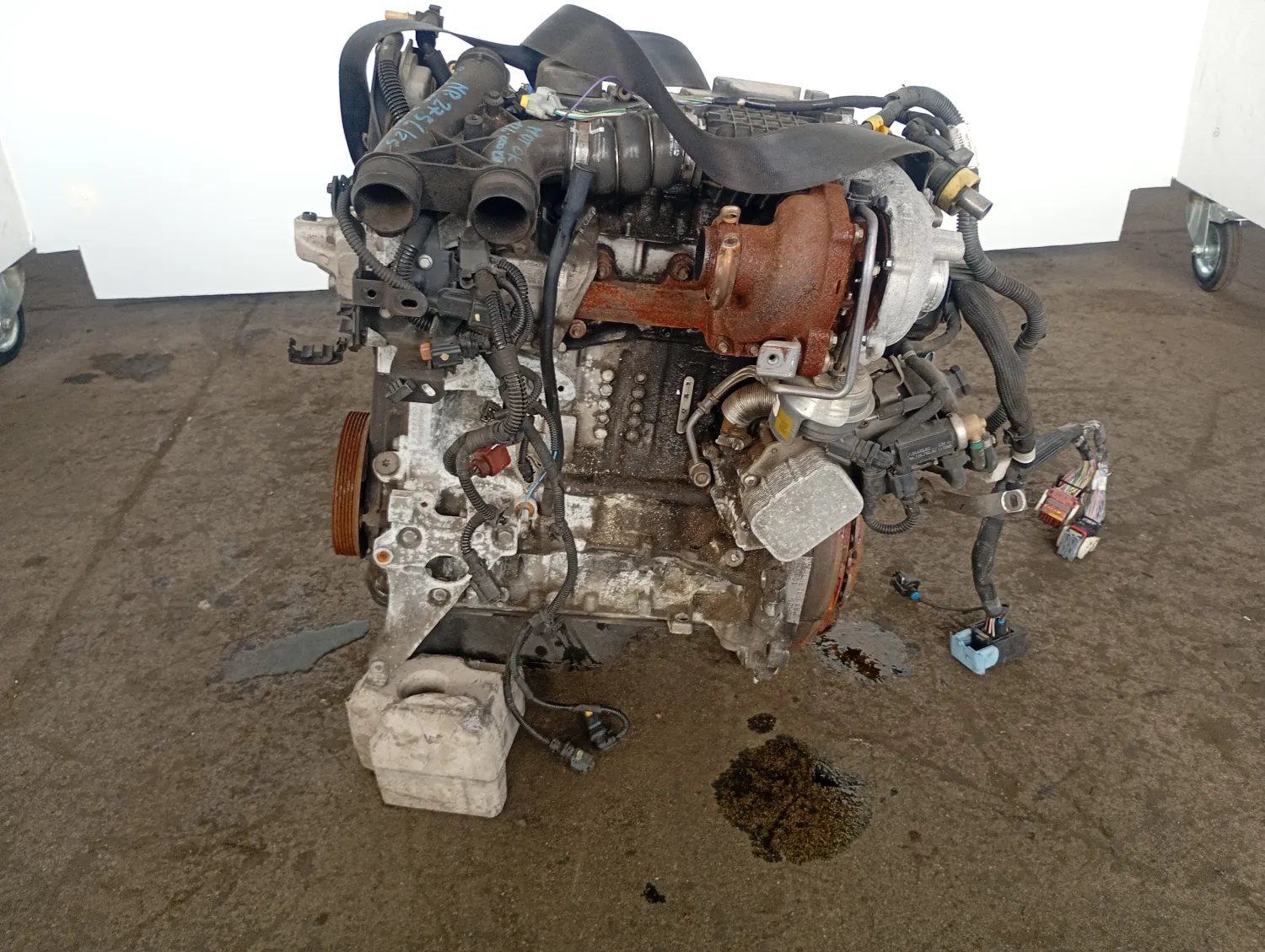 Motore completo Peugeot 308 (2007 – 2014) 1.6 82 KW diesel 9HR