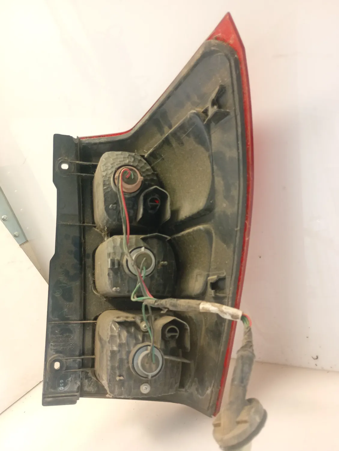 Faro posteriore sinistro Suzuki Grand Vitara (2005 – 2012) 1.9 95 KW diesel 3567065J11000 F9Q