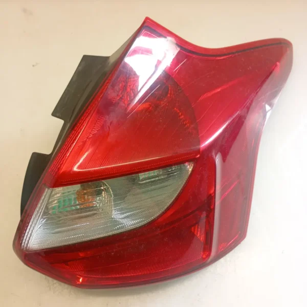 Faro posteriore destro Ford Focus (2011 – 2015) 1.6 85 KW diesel 1825319 T1DA
