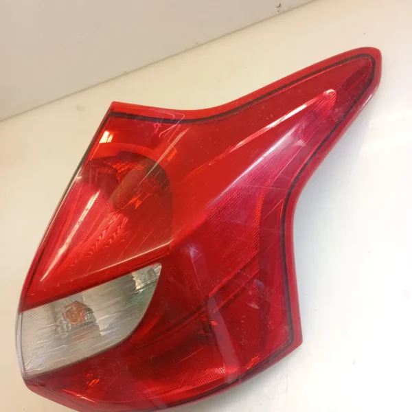 Faro posteriore destro Ford Focus (2011 – 2015) 1.6 85 KW diesel 1825319 T1DA