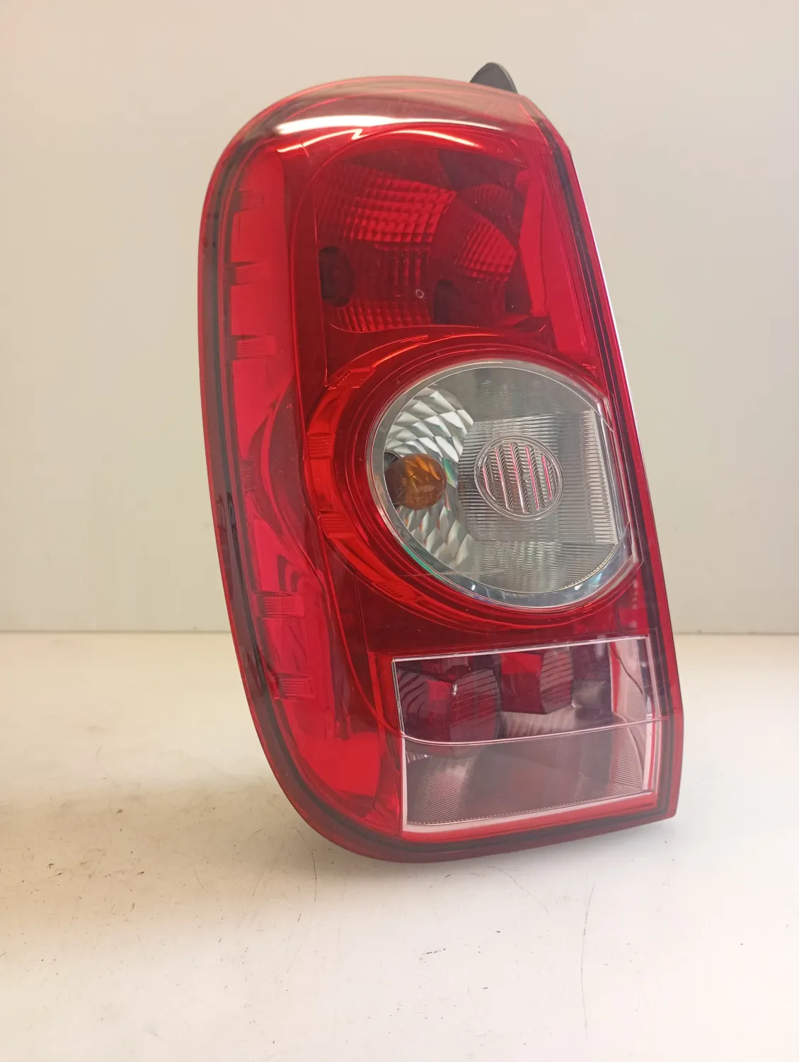Faro posteriore sinistro Dacia Duster (2010 – 2013) 1.6 77 KW benzina 265550035R K4M A6