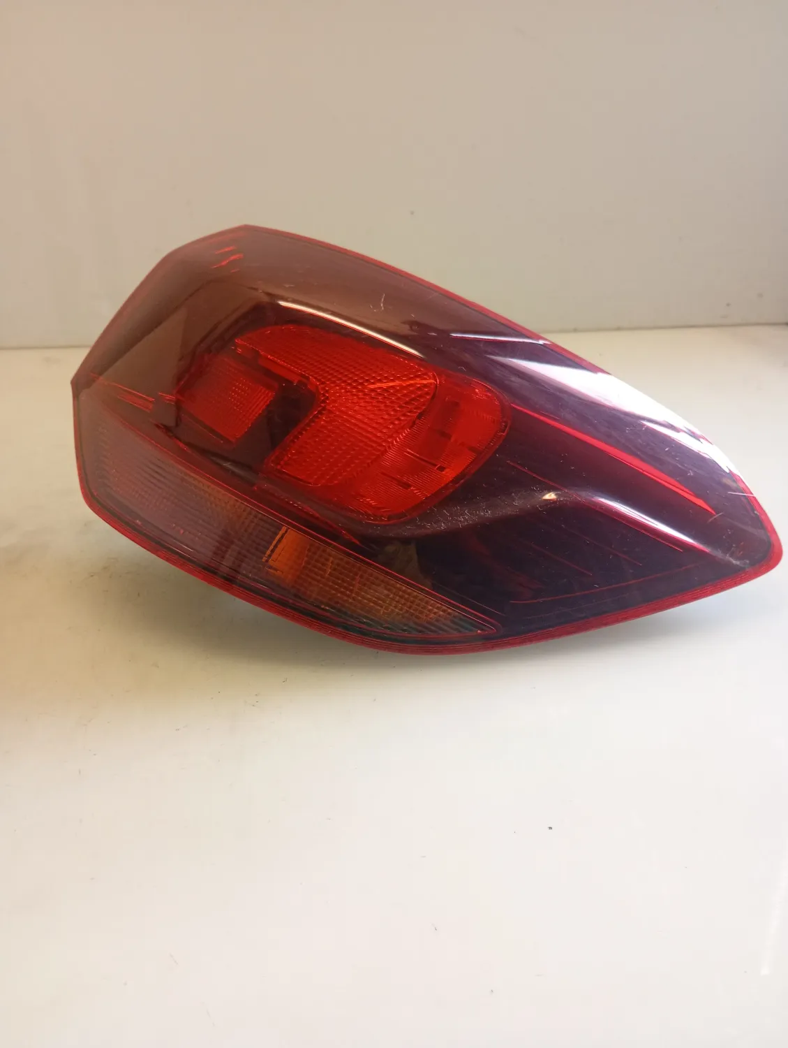 Faro posteriore est. destro Opel Astra (2009 – 2018) 1.7 81 KW diesel 13282243 A17DTR