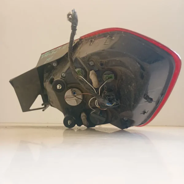Faro posteriore est. sinistro Opel Astra (2009 – 2018) 1.7 81 KW diesel 13282242 A17DTR