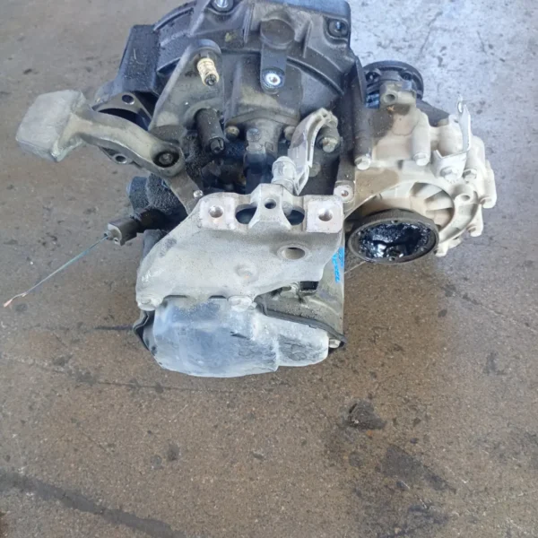 Cambio completo Volkswagen Golf (2003 – 2009) 1.9 77 KW diesel 0A4300045 BLS