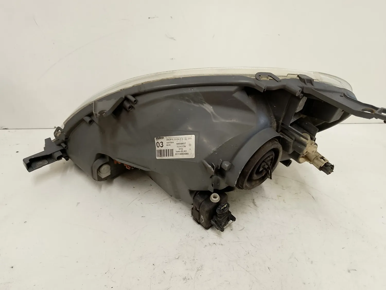 Faro ant. destro Toyota Yaris (2001 – 2005) 1.0 48 KW benzina 811300D080 1SZ FE