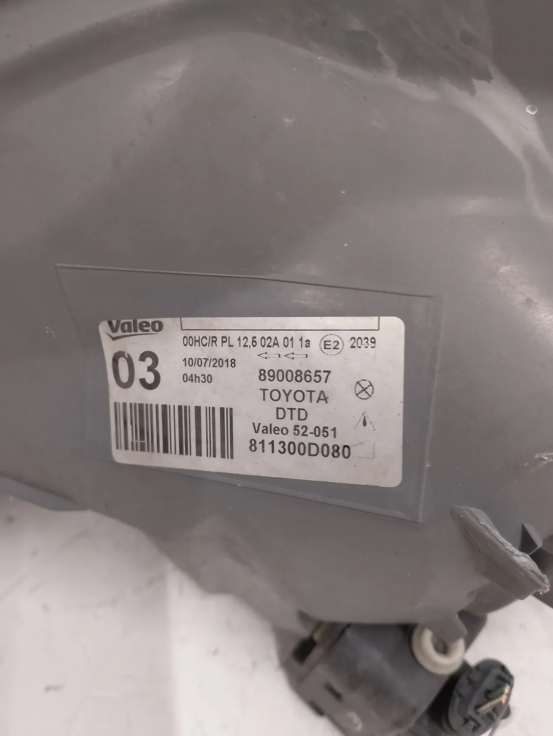 Faro ant. destro Toyota Yaris (2001 – 2005) 1.0 48 KW benzina 811300D080 1SZ FE
