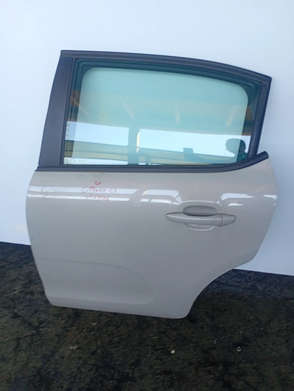 Porta posteriore sinistra Citroen C3 3a Serie (2020 – 2024) 1.2 61 KW benzina 9812254980 HM05