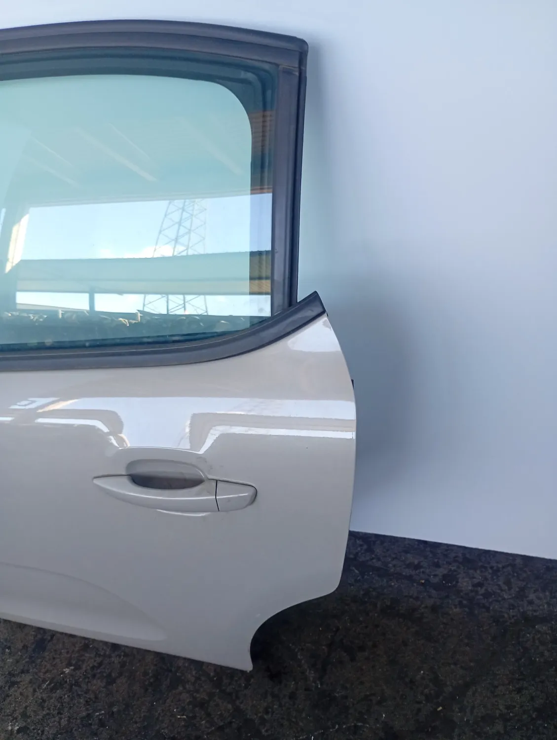 Porta posteriore sinistra Citroen C3 3a Serie (2020 – 2024) 1.2 61 KW benzina 9812254980 HM05
