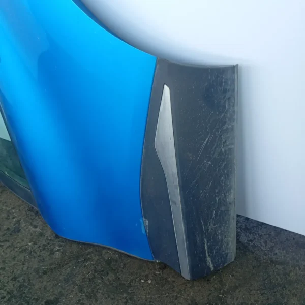Porta posteriore sinistra Renault Captur (2013 – 2017) 1.5 66 KW diesel 821012117R K9K E6
