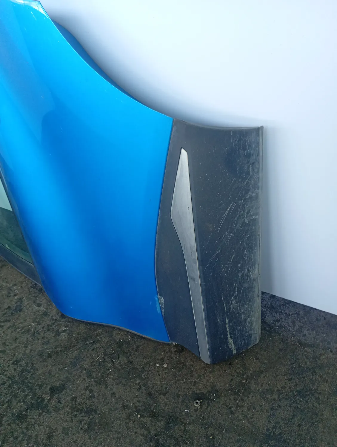 Porta posteriore sinistra Renault Captur (2013 – 2017) 1.5 66 KW diesel 821012117R K9K E6