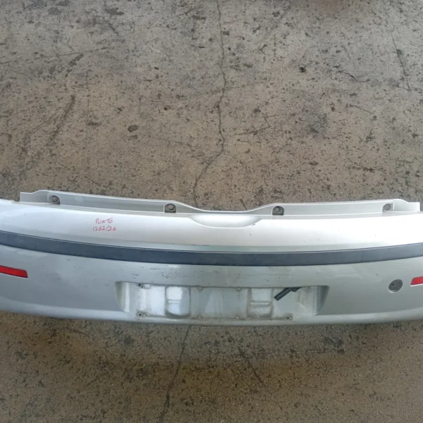 Paraurti posteriore Fiat Punto (2003 – 2007) 1.2 44 KW benzina 735359381 188A4000