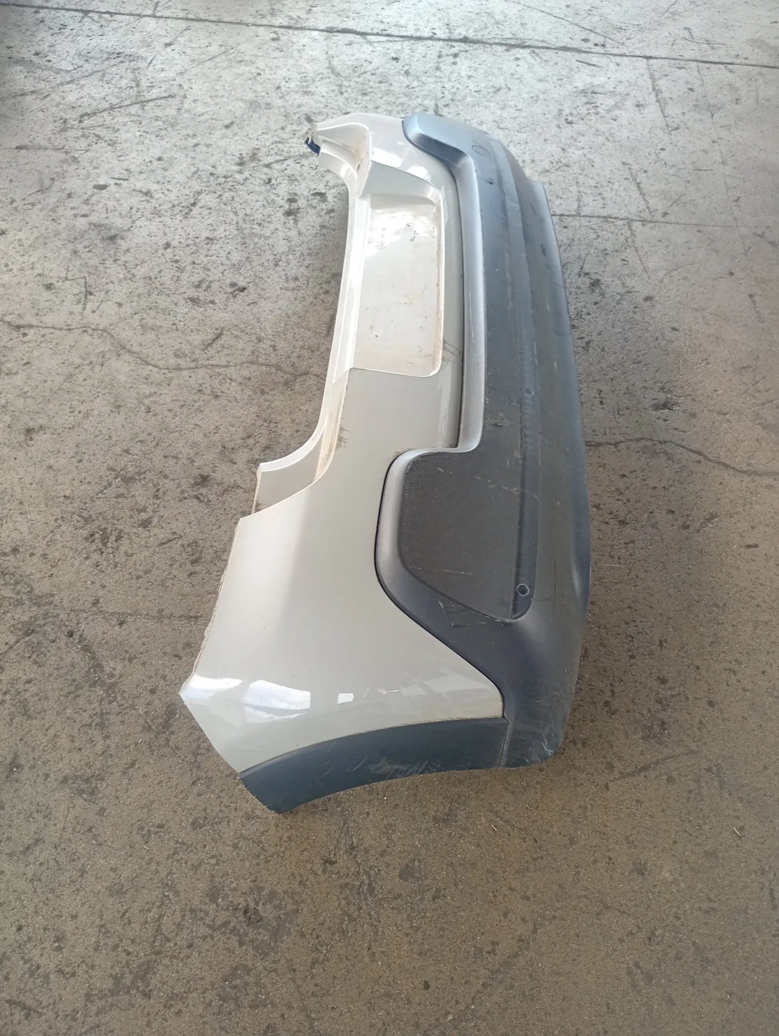 Paraurti posteriore completo Citroen C3 3a Serie (2020 – 2024) 1.2 61 KW benzina HM05