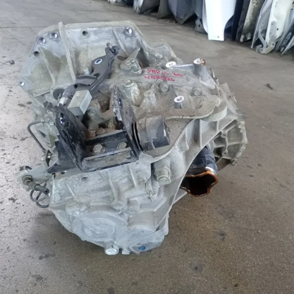 Cambio completo Toyota Yaris (2014 – 2017) 1.4 66 KW diesel 1ND-TV