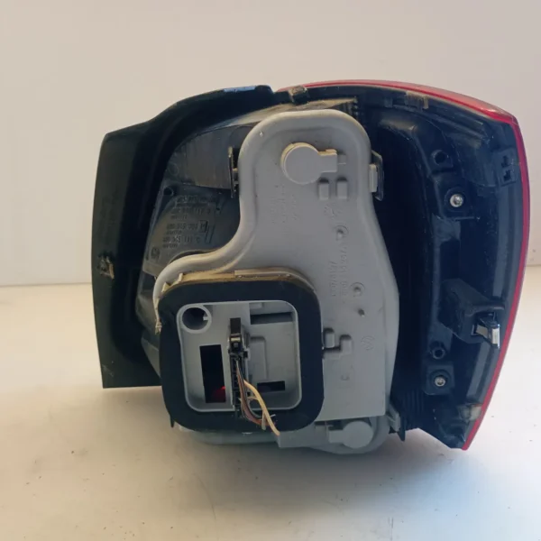 Faro posteriore sinistro Volkswagen Polo (2009 – 2014) 1.6 60 KW 6R0945095AH CNK