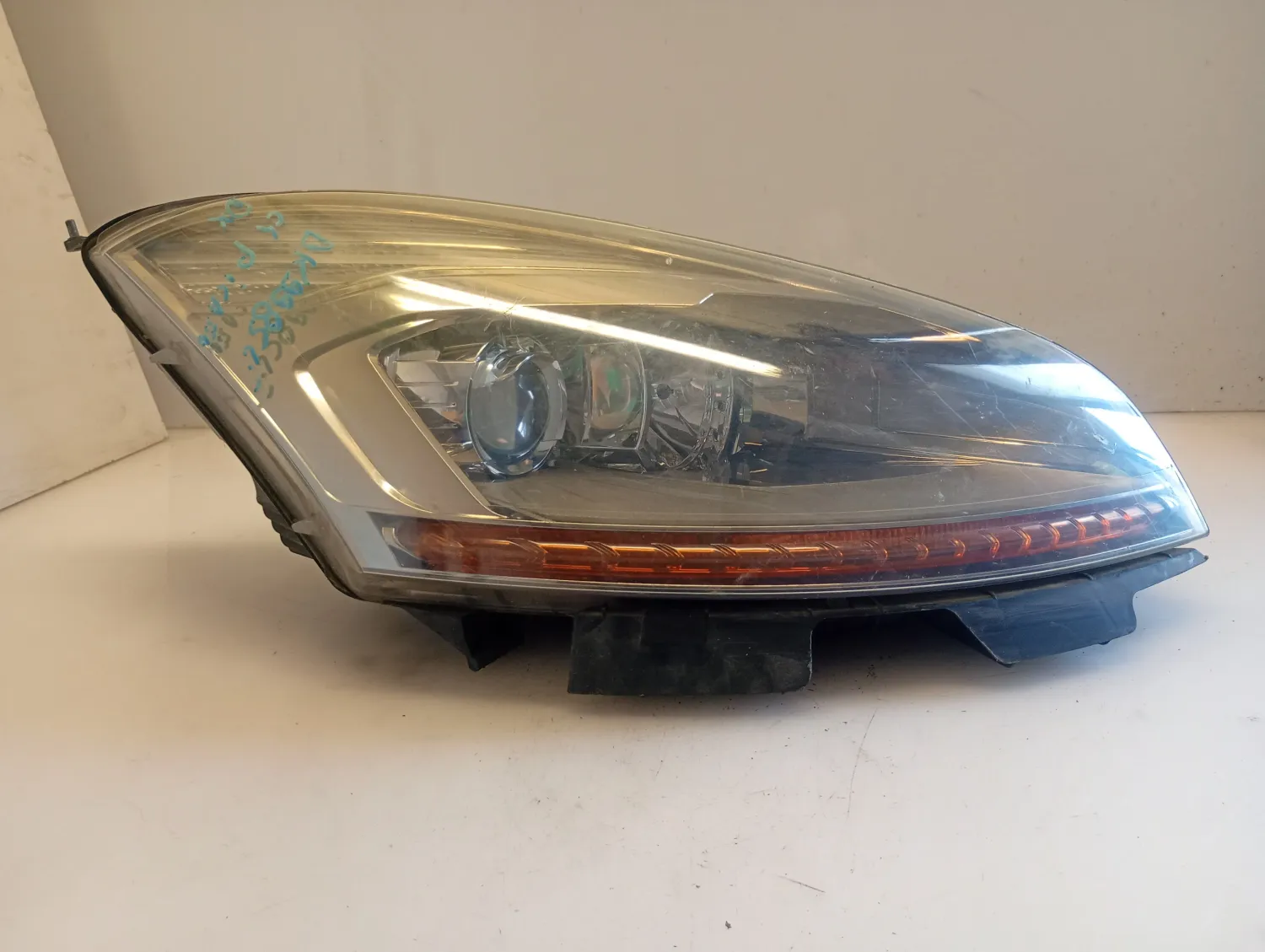 Faro ant. destro Citroen C4 Picasso (2006 – 2013) 2.0 100 KW diesel 6206C1 RHR