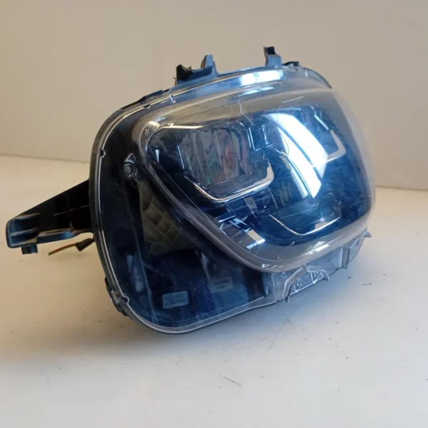 Faro ant. sinistro Citroen C3 3a Serie (2020 – 2024) 1.2 61 KW benzina 9836267180 HM05