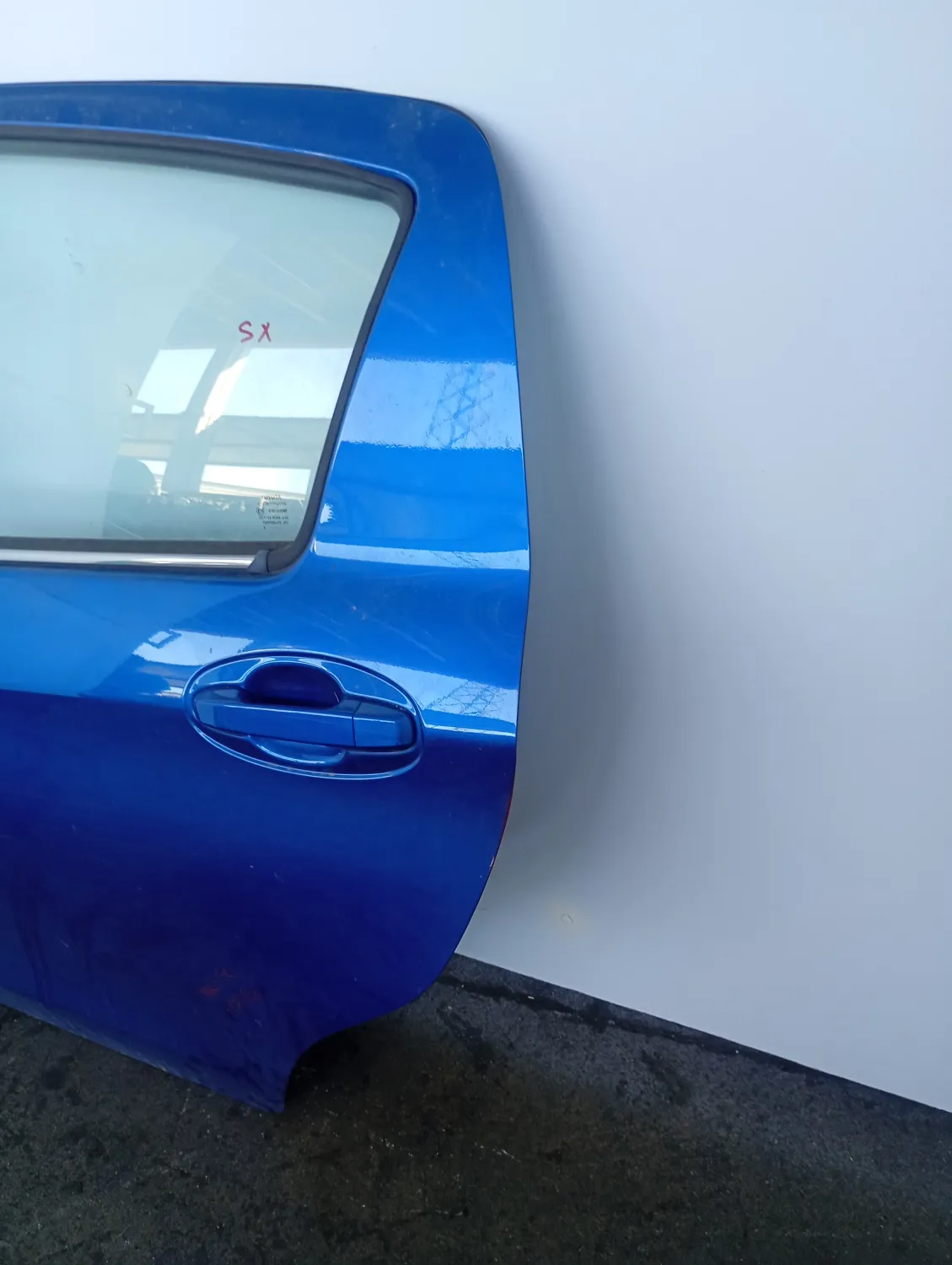 Porta posteriore sinistra Toyota Yaris (2014 – 2017) 1.4 66 KW diesel 670040D210 1ND-TV