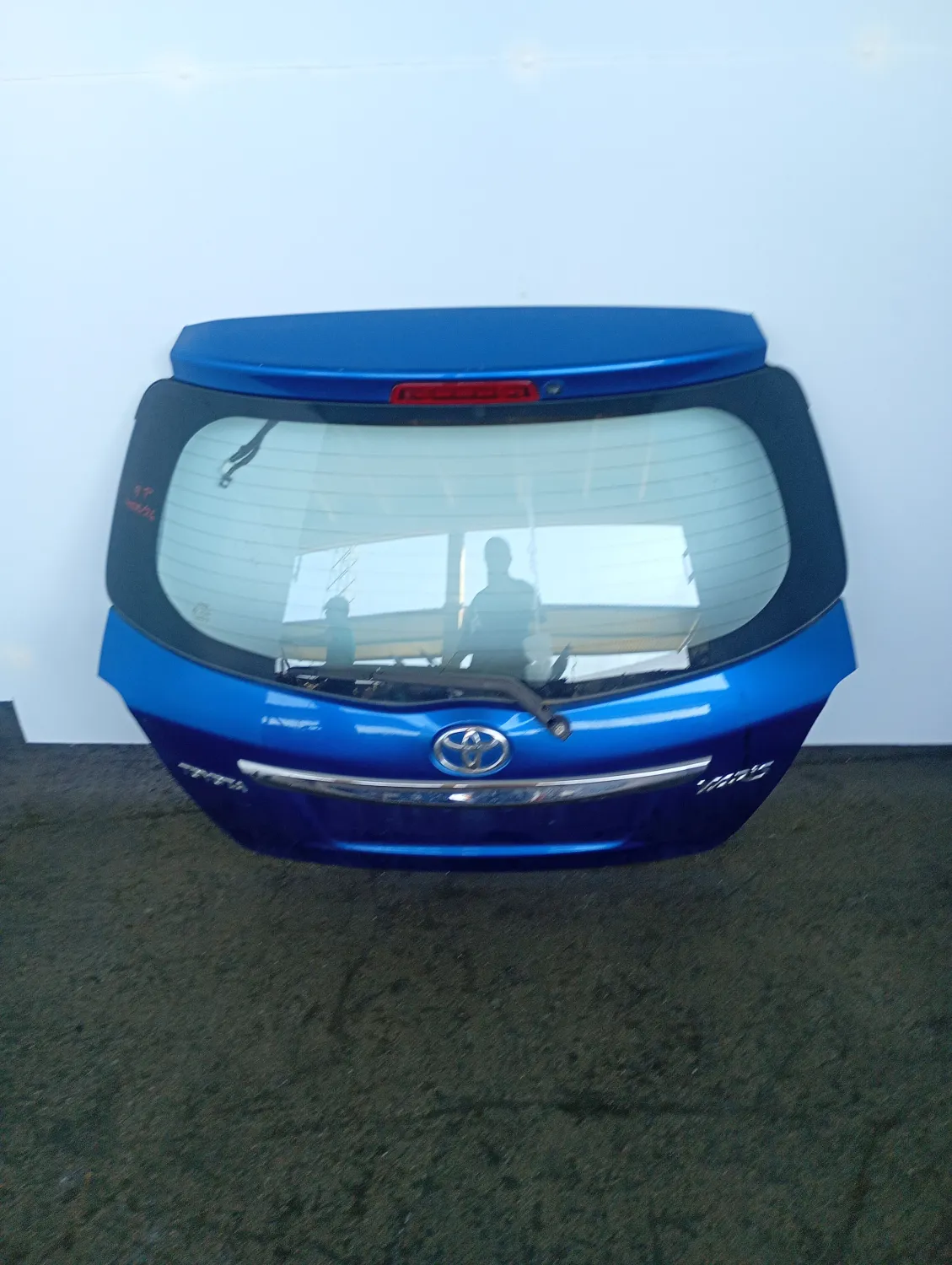 Portellone post. Toyota Yaris (2014 – 2017) 1.4 66 KW diesel 670050D121 1ND-TV