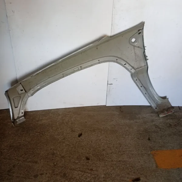 Parafango anteriore destro Jeep Cherokee (2001 – 2004) K55177100AE 45RFE
