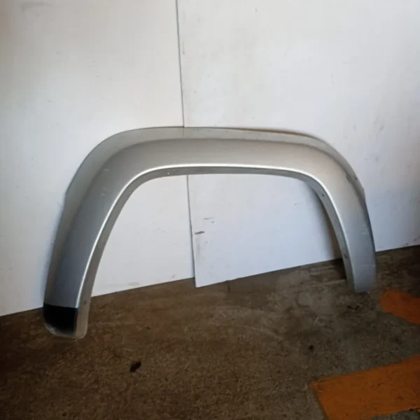 Parafango anteriore destro Jeep Cherokee (2001 – 2004) K55177100AE 45RFE