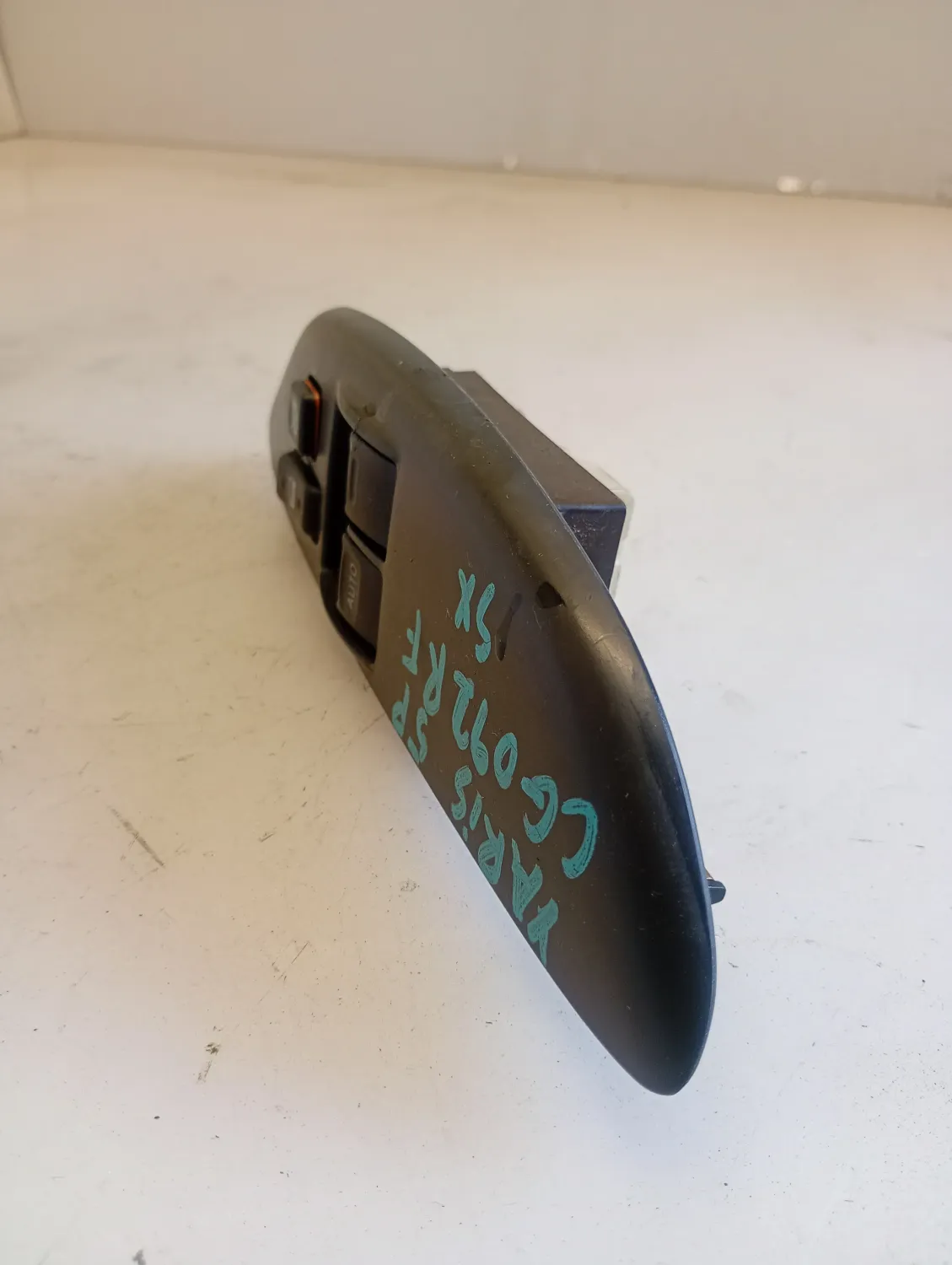 Pulsantiera ant. sinistra Toyota Yaris (2001 – 2005) 1.0 48 KW benzina 1SZ FE