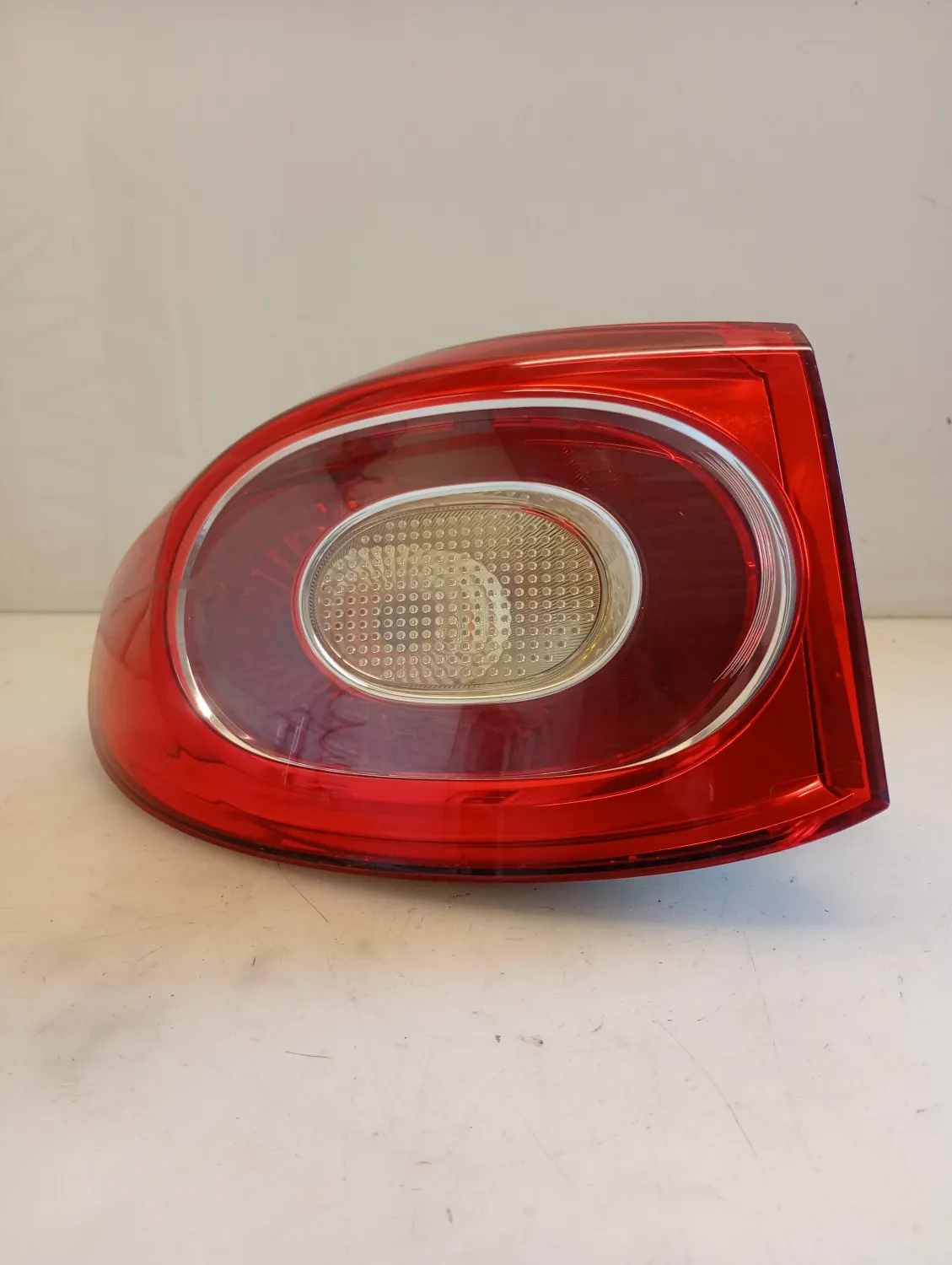 Faro posteriore est. sinistro Volkswagen Tiguan (2007 – 2011) 2.0 103 KW diesel 5N0945111D CFF