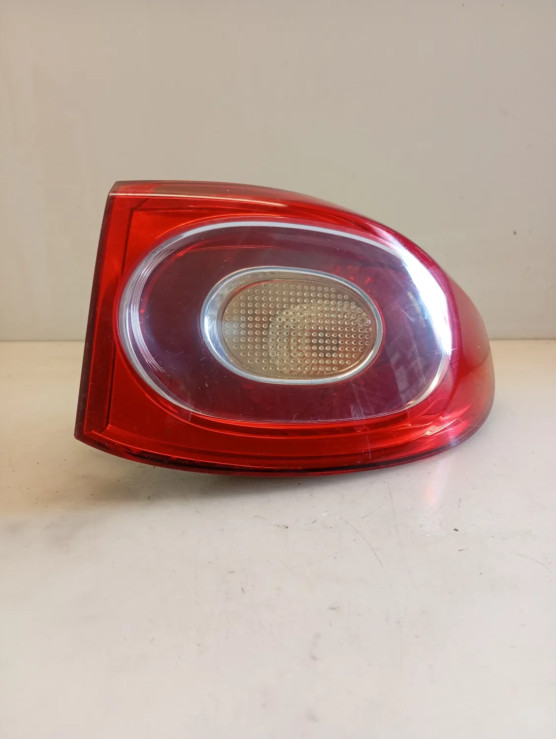 Faro posteriore est. destro Volkswagen Tiguan (2007 – 2011) 2.0 103 KW diesel 5N0945112D CFF