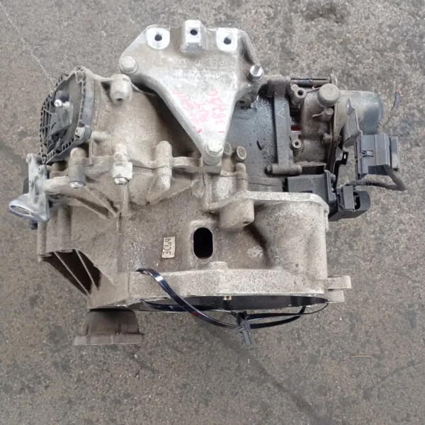 Cambio robotizzato Volkswagen Golf (2008 – oggi) 1.4 90 KW benzina 0AM300048L010 CAX