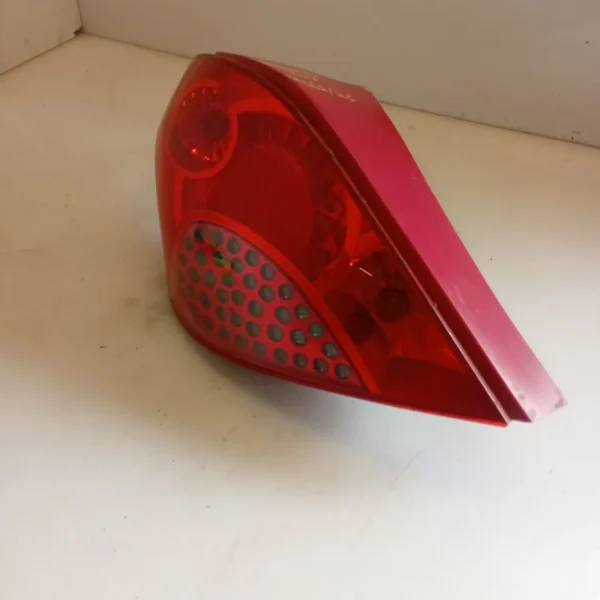 Faro posteriore sinistro Peugeot 207 (2006 – 2009) 1.4 65 KW benzina 6350Y7 KFU