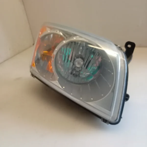 Faro ant. destro Dodge Caliber (2006 – oggi) 2.0 103 KW diesel K05303740AL BYL