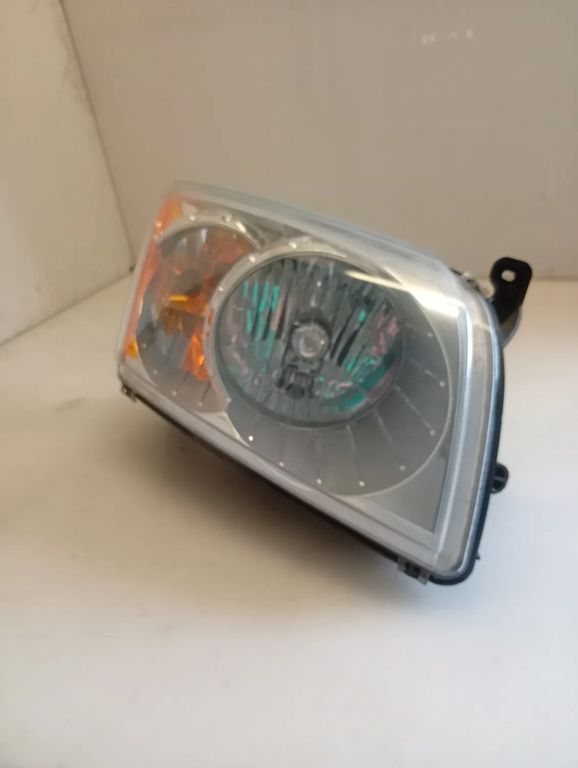Faro ant. destro Dodge Caliber (2006 – oggi) 2.0 103 KW diesel K05303740AL BYL