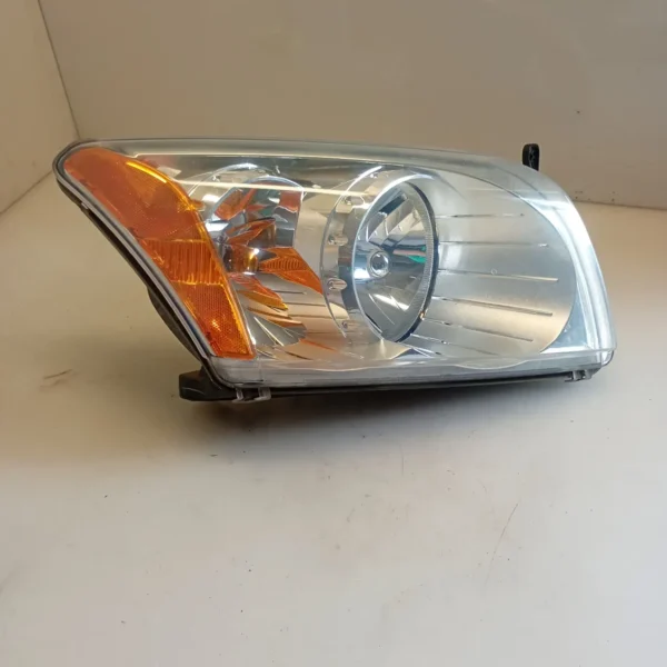 Faro ant. destro Dodge Caliber (2006 – oggi) 2.0 103 KW diesel K05303740AL BYL