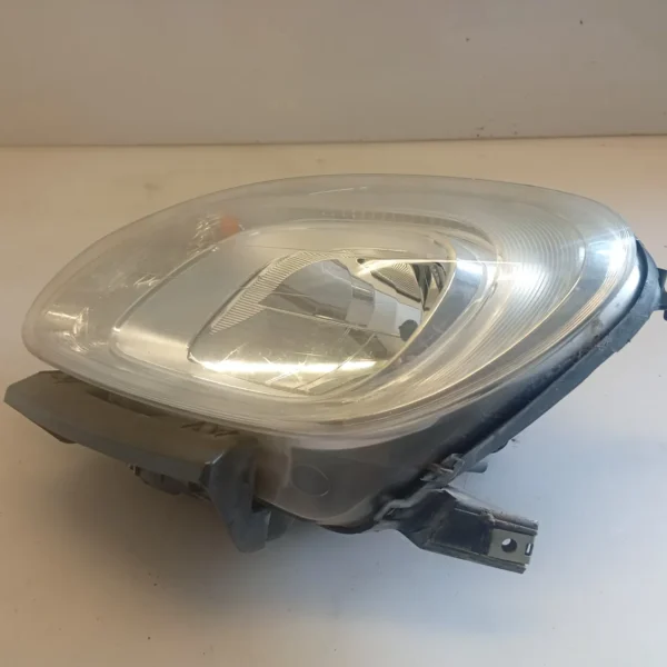 Faro ant. sinistro Fiat Panda (2011 – 2017) 1.3 55 KW diesel 52193555 199A9000